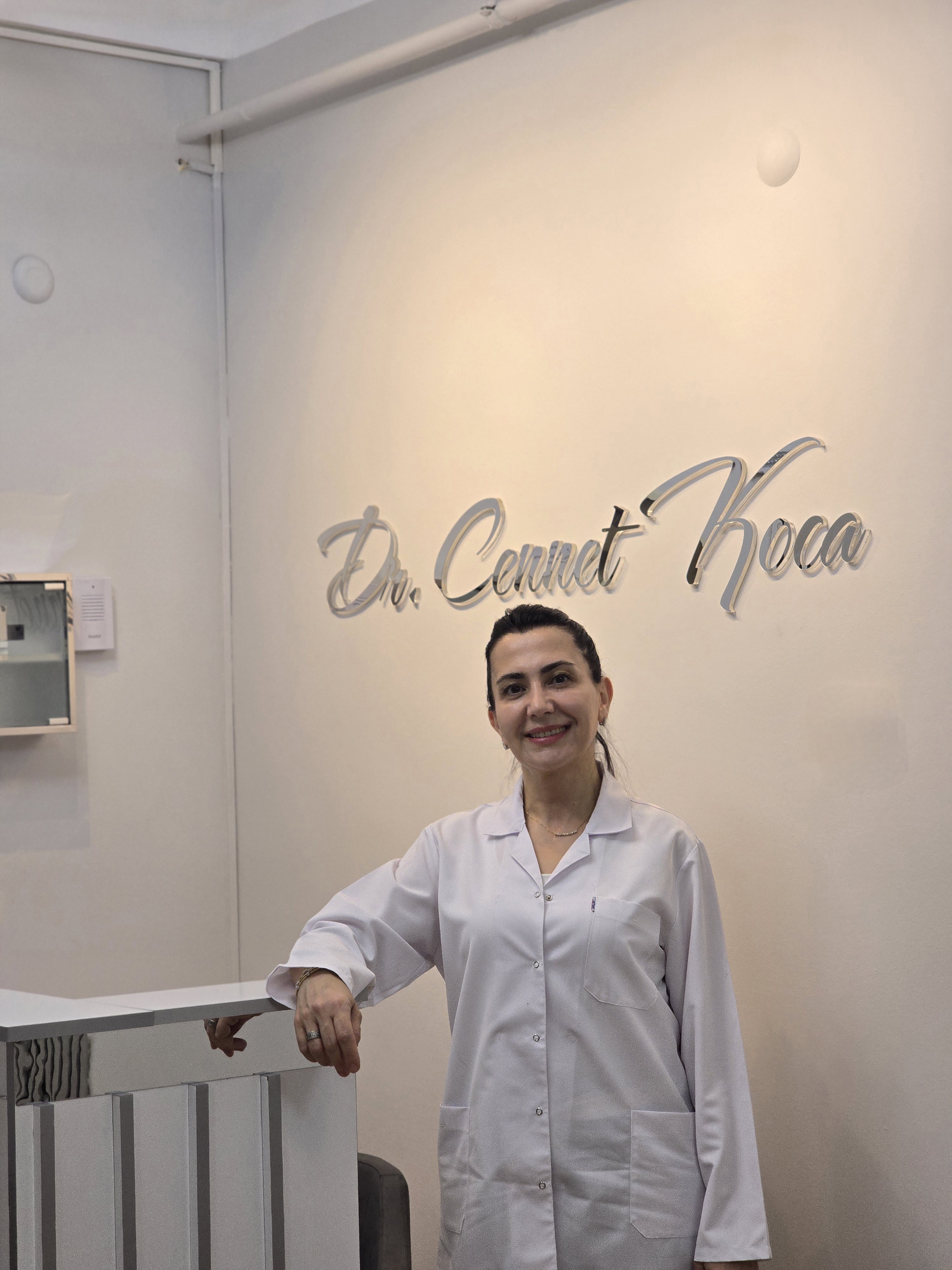 Dr. Cennet Koca
